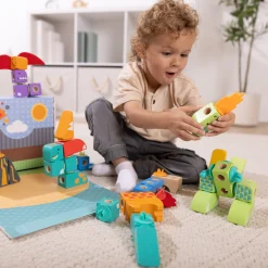Blockables™ Dinosaur Play Set