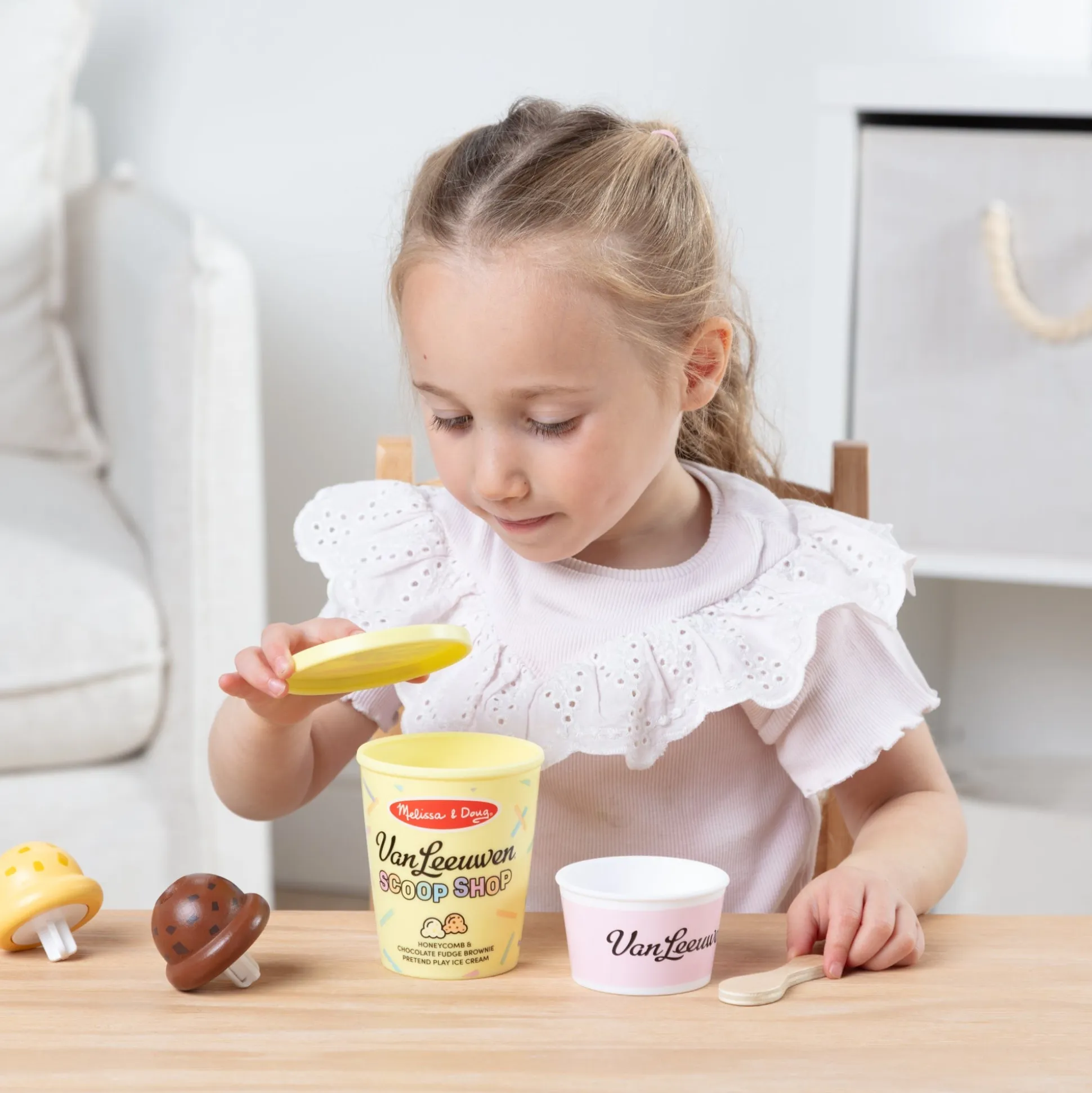Melissa & Doug x Van Leeuwen Scoop Pack