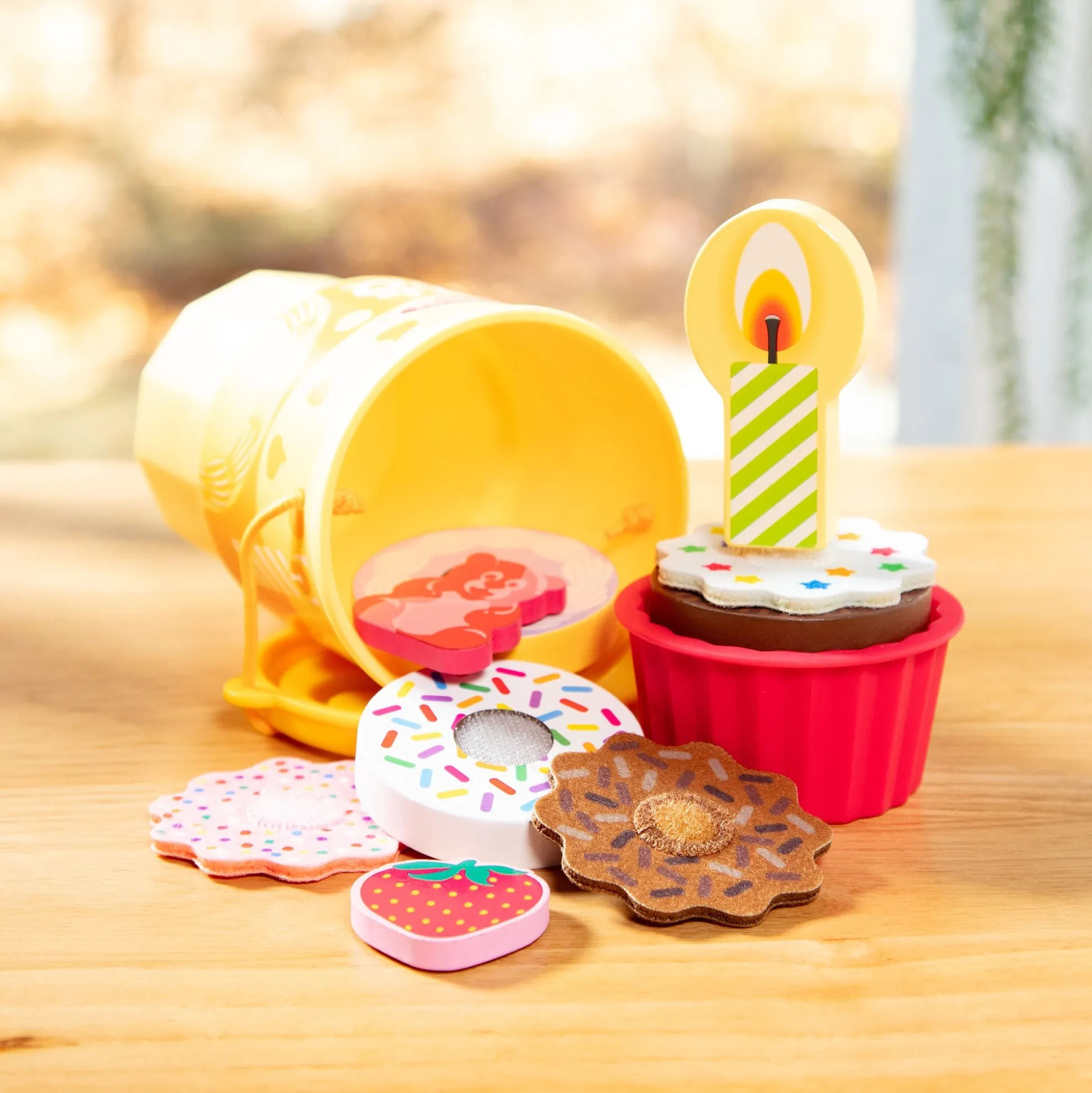 Play to Go Cake & Cookies Play Set