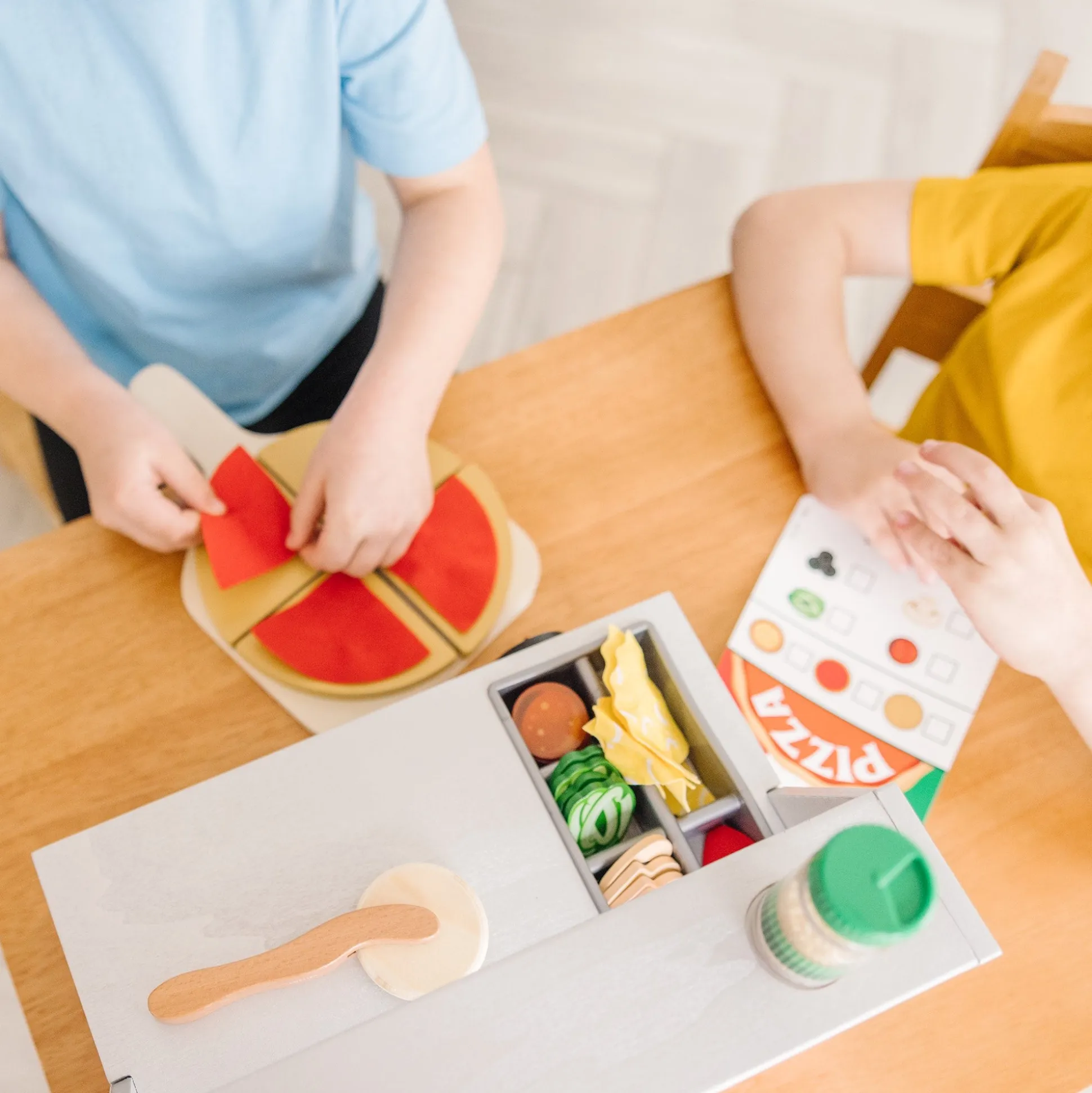 Top & Bake Pizza Counter - Wooden Play Food